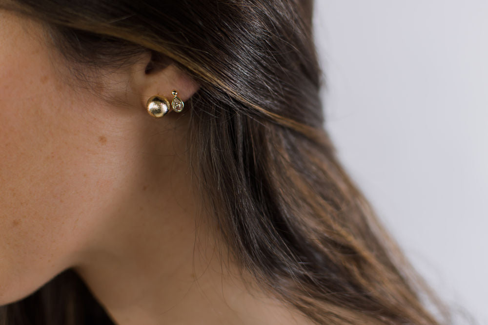 Aros punto luz gota gold